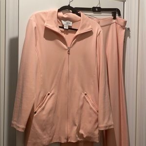 NWOT Versatile Two piece set